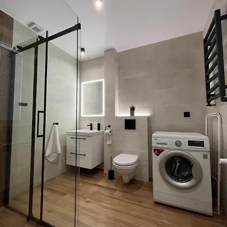 Krollhouse Goscinne Hotel