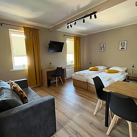 Krollhouse Goscinne Hotel