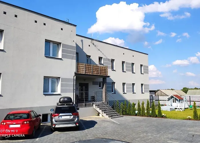 מלון Krollhouse Goscinne *