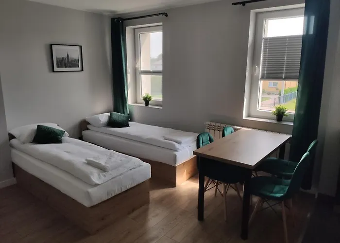 Krollhouse Goscinne מלון Wolbrom