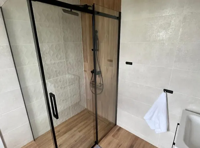 Krollhouse Goscinne *